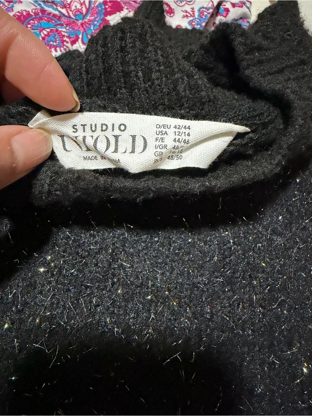 Studio Untold Shimmery Sweater in Black